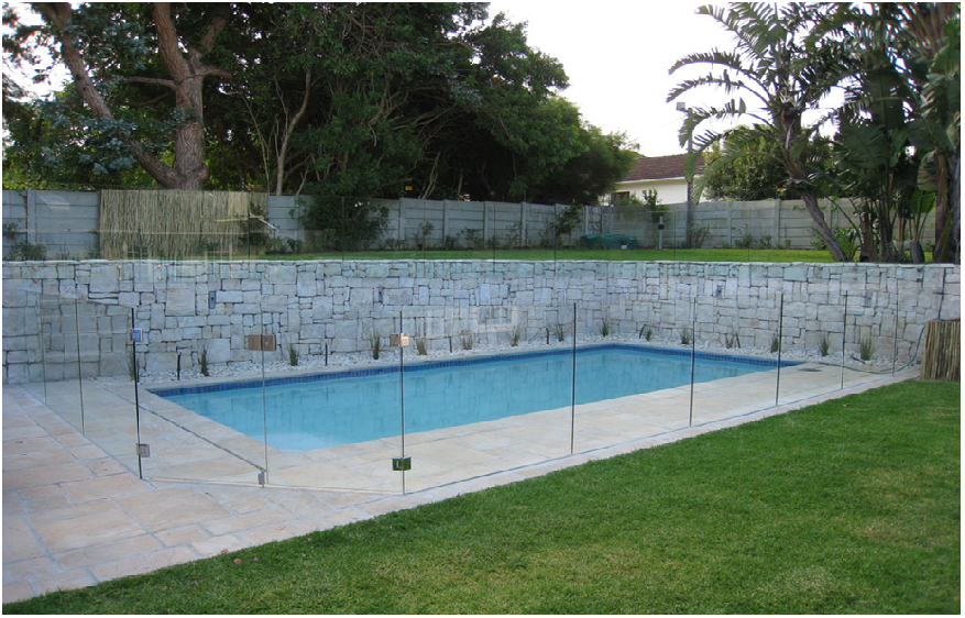  Frameless glass pool fencing in ashfield